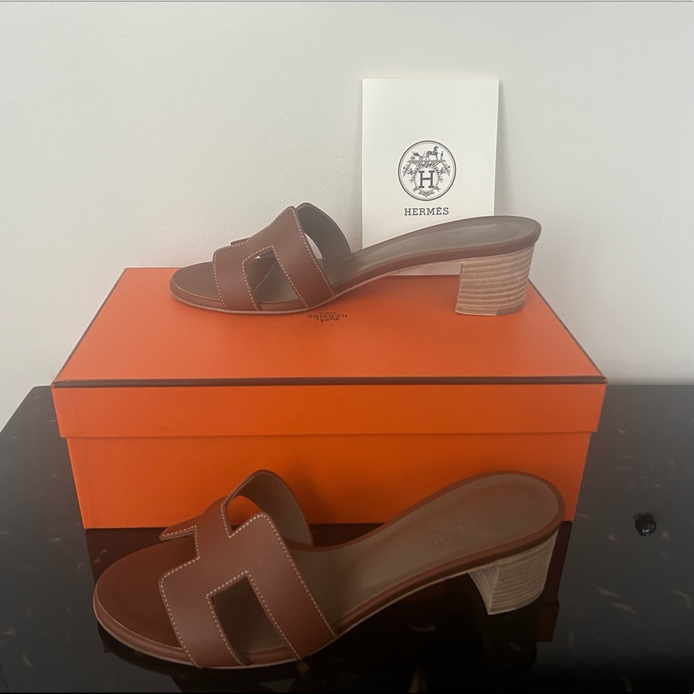 Hermes Oasis Sandals